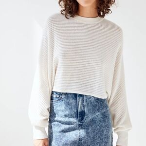 Aritzia Wilfred Knit Lolan Cropped Sweater Size L